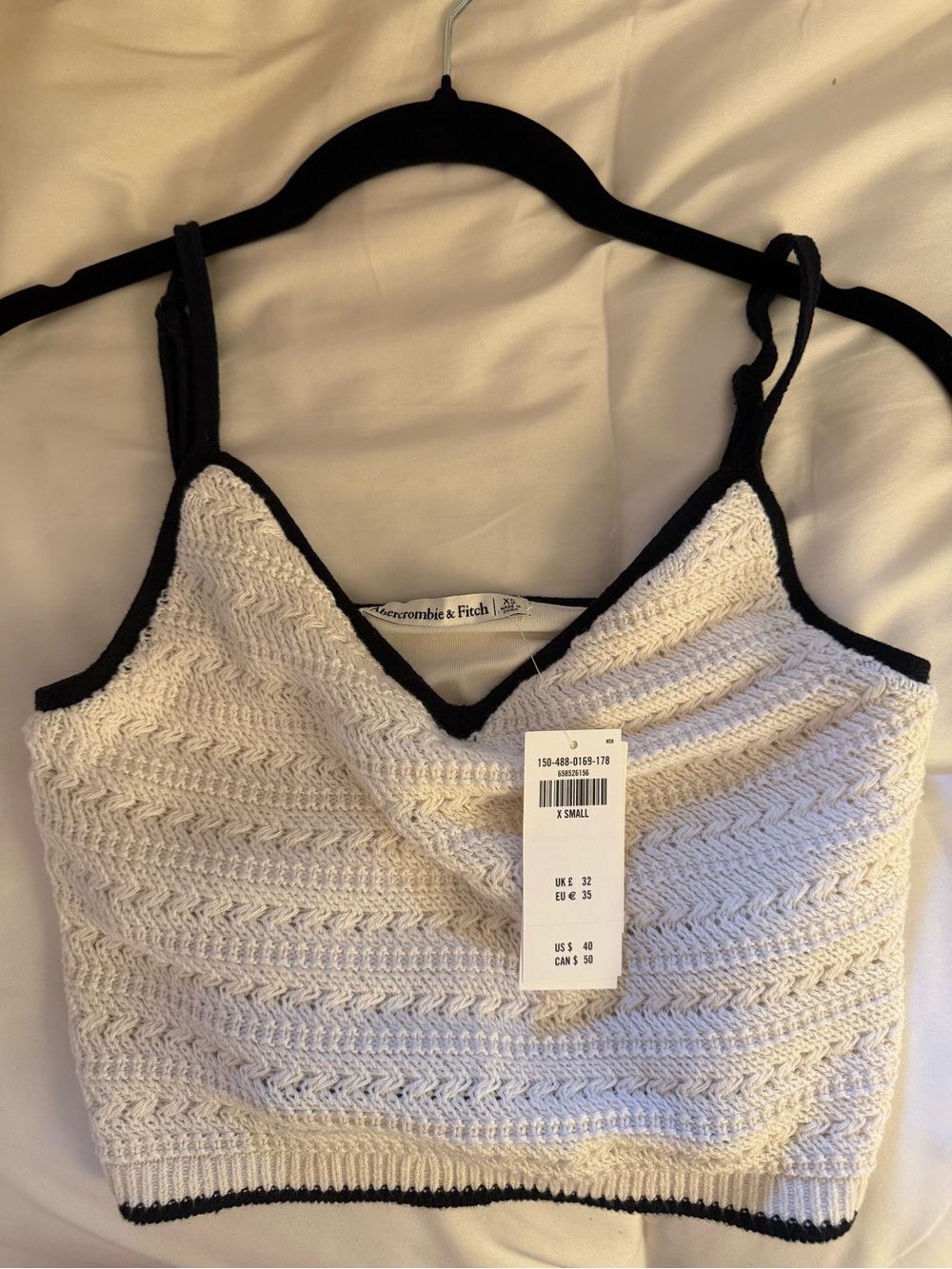Abercrombie & Fitch Cream Knit Crop Top and Maxi Skirt Set with Black Trim - Picture 3 of 7
